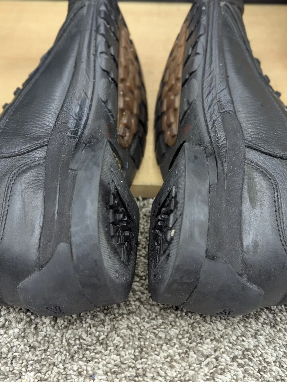 Keen Brigg II Women's Size 10 Black Leather Walking Hiking Casual Shoes